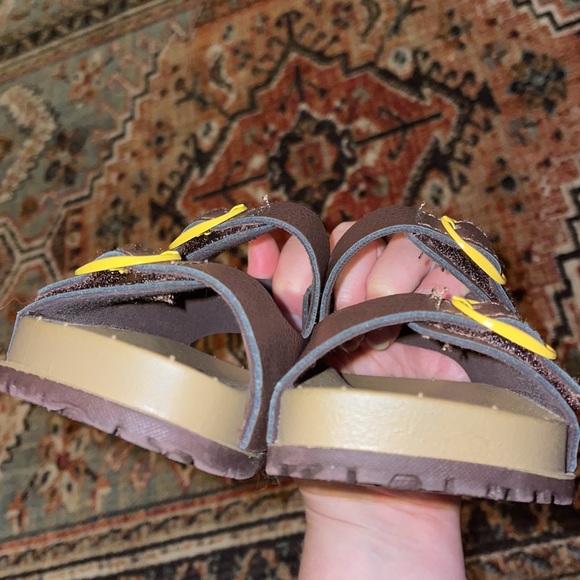 Adjustable Brown Sandals - Picture 7 of 8